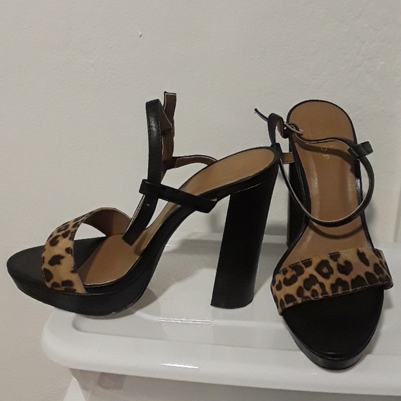 Animal print Sandals - Picture 4 of 4